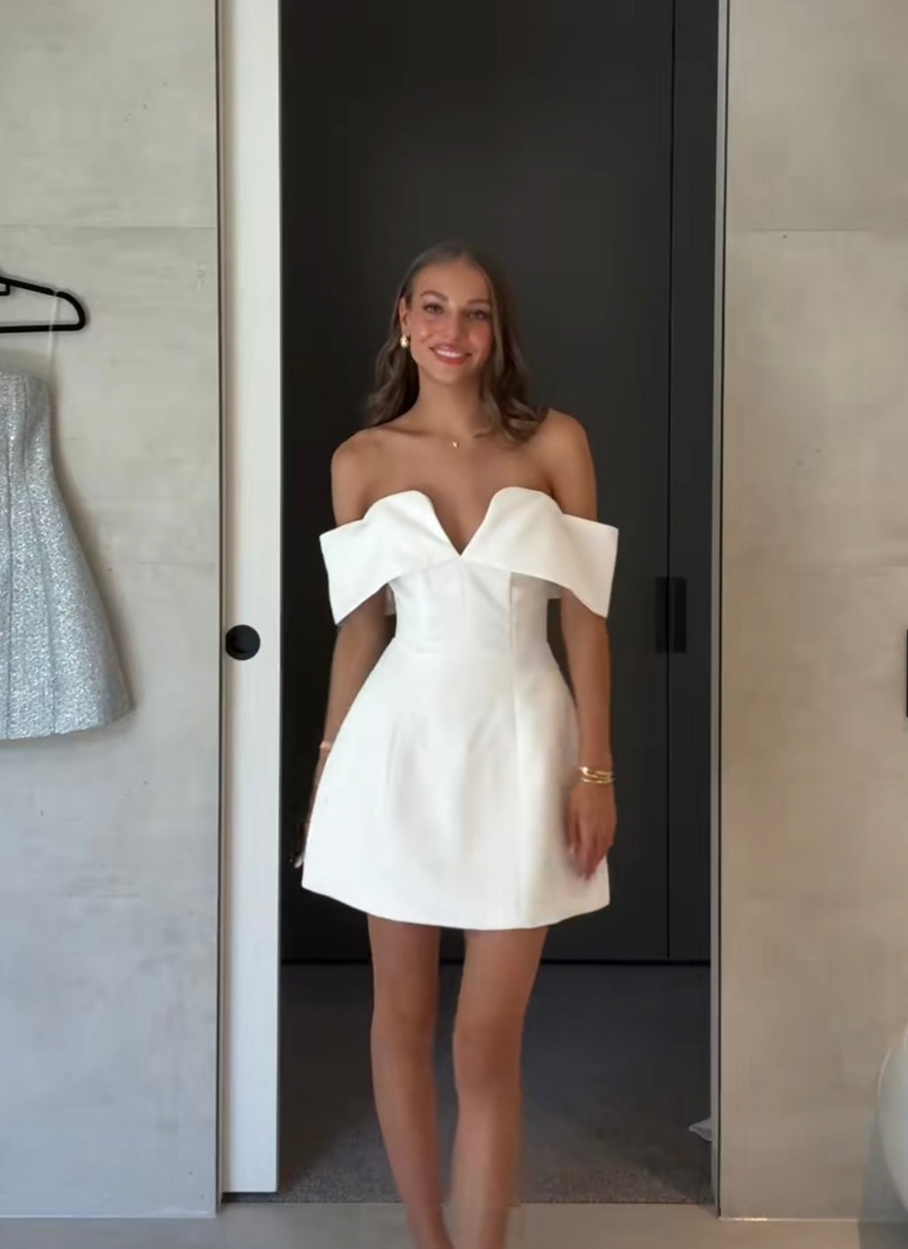 Elliatt | Alice Off The Shoulder Mini