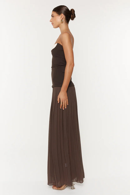 She Is Olla | Nicolette Maxi